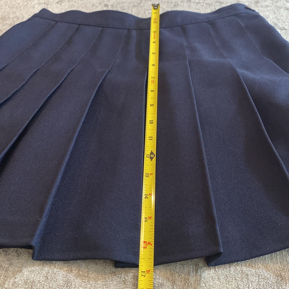 American Apparel size Large navy blue pleated skirt. {287} - Picture 5 of 11